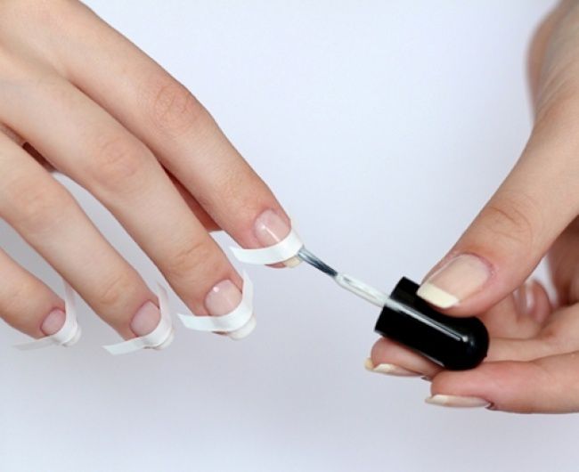 Инструкция как накрасить дома ногти обычным маникюрным лаком