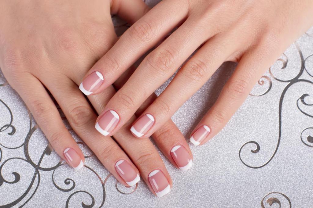 Маникюр на коротких ногтях: модные оттенки, идеи, тренды • журнал nails