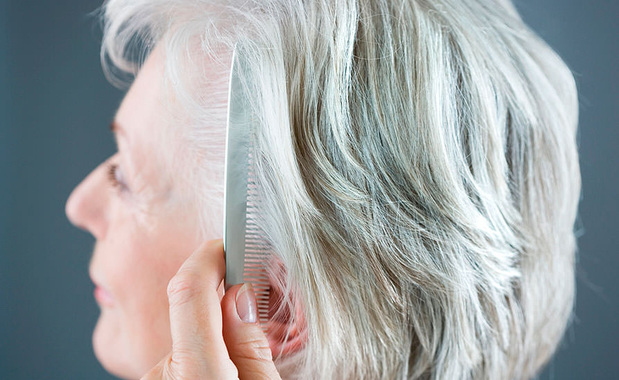 Выпадение волос у женщин пожилого возраста лечение народными средствами