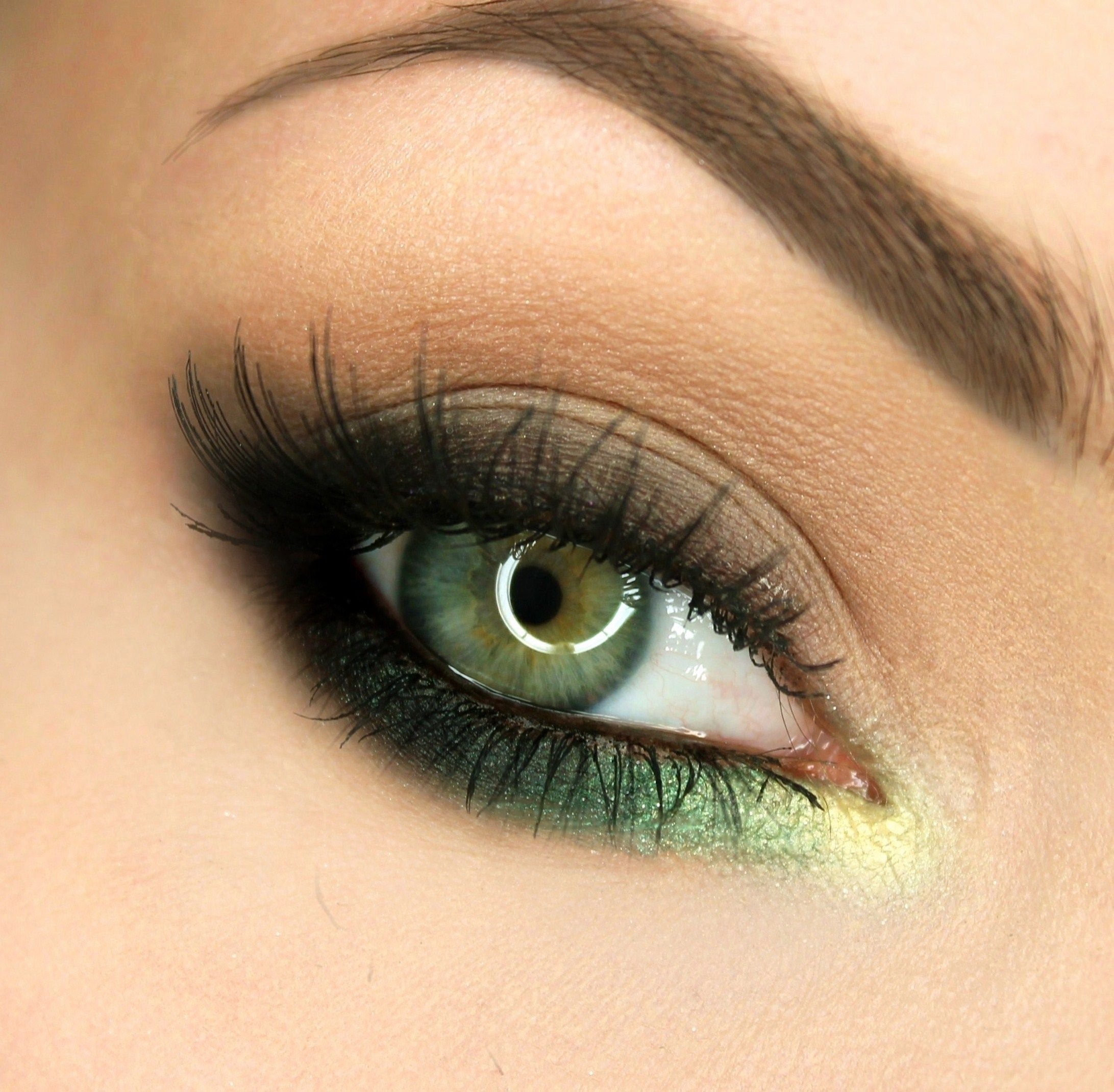 Макияж для зеленых глаз - пошаговые уроки (60 фото)