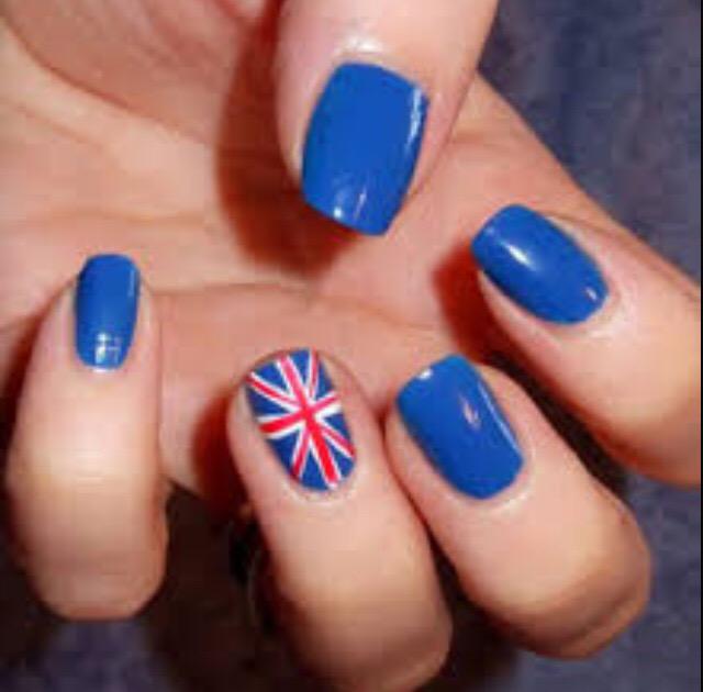 Британский флаг как тренд, стильный мем и символ в моде