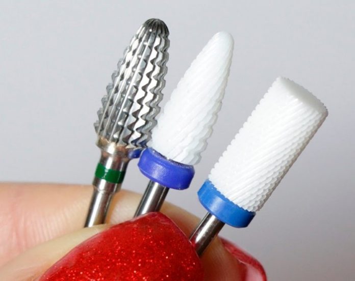 Как снять нарощенные ногти в домашних условиях без проблем