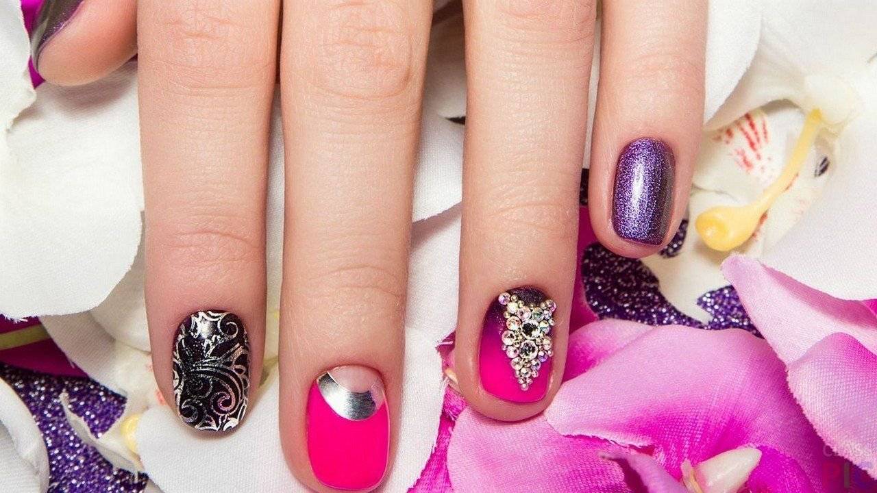 Праздничный маникюр- стильные варианты nail art