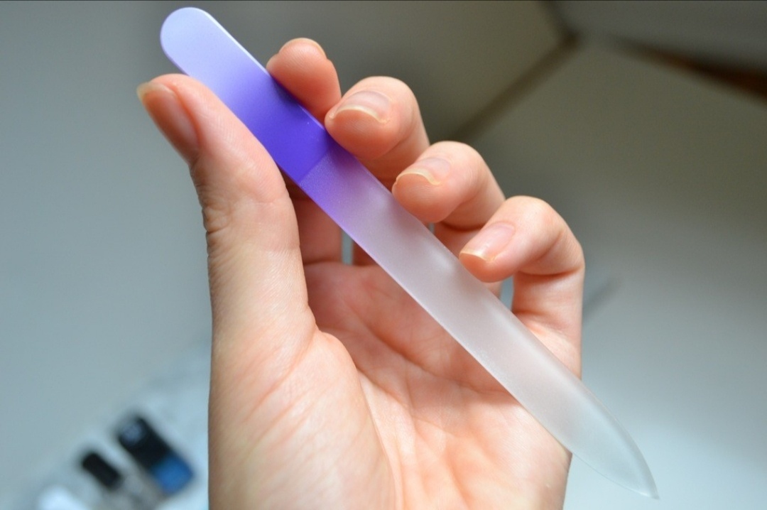 Стеклянная пилочка для ногтей — профессиональный уход в домашних условиях
