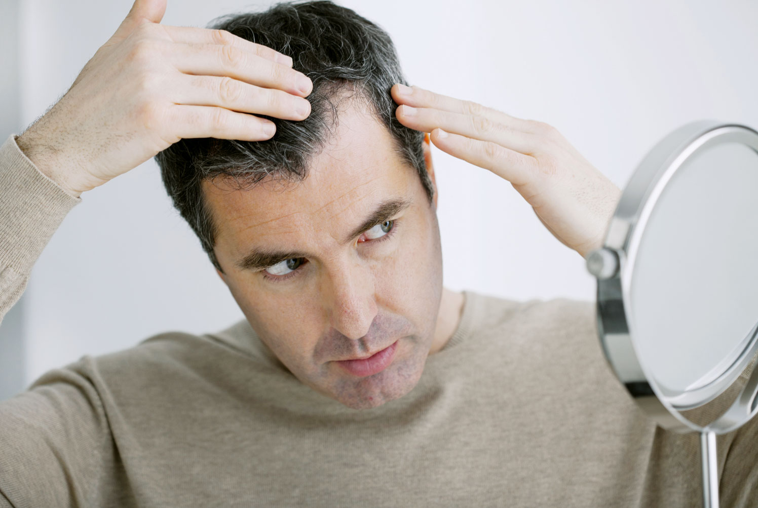 Как остановить выпадение волос у мужчины витамины