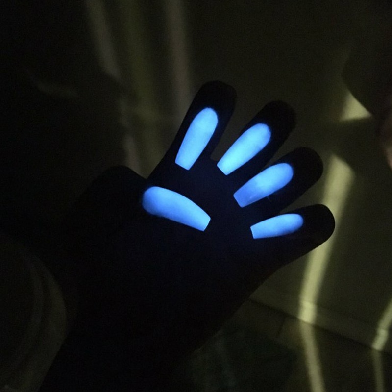 Светящийся лак для ногтей: флуоресцентный, фосфорный, неоновый и другие
