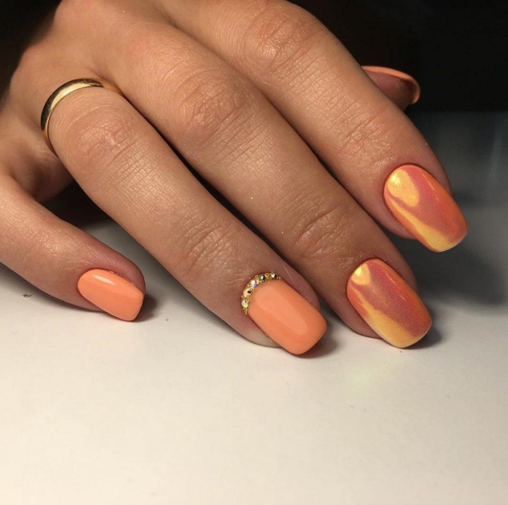 Оранжевый маникюр - 66 фото оригинальных сезонных оформлений ногтей