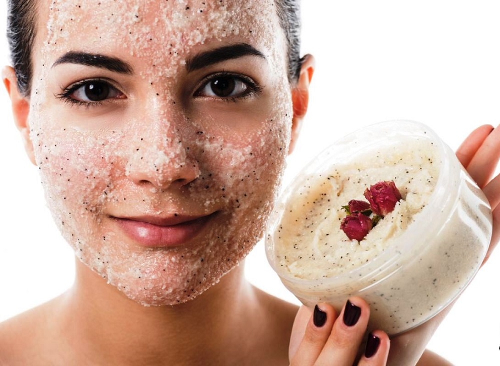 Как сделать скраб для лица дома: 21 рецепт для идеальной кожи
