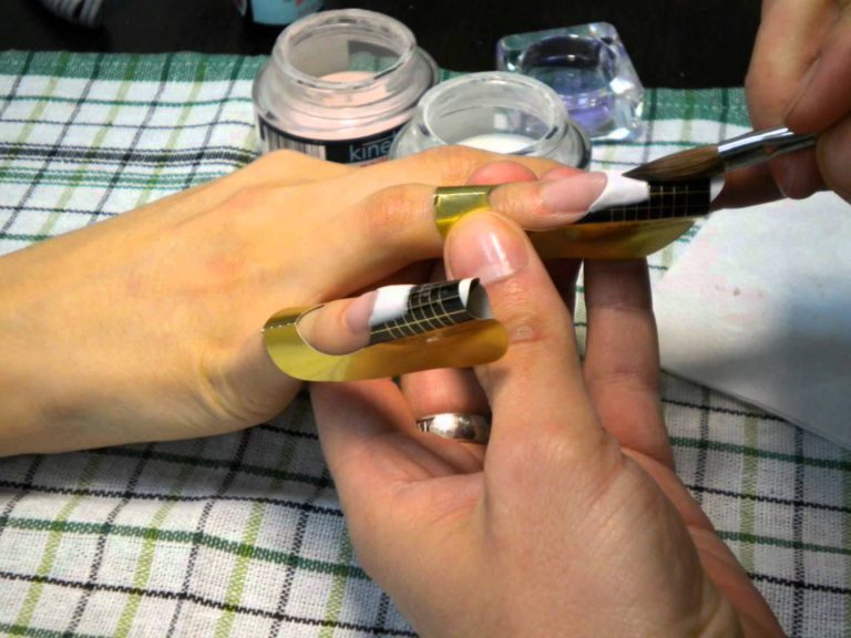 Пошаговое покрытие ногтей биогелем в домашних условиях пошаговая инструкция. как наносить биогель для укрепления ногтей в домашних условиях