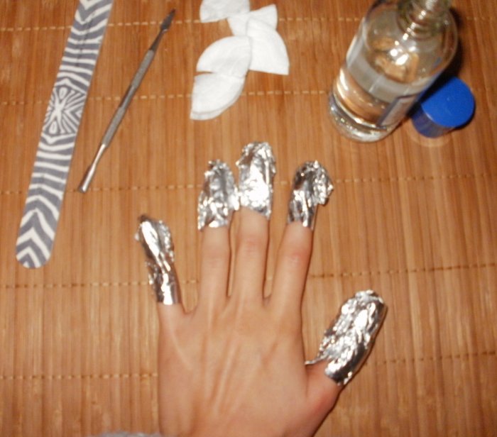 3 варианта использования фольги для дизайна ногтей