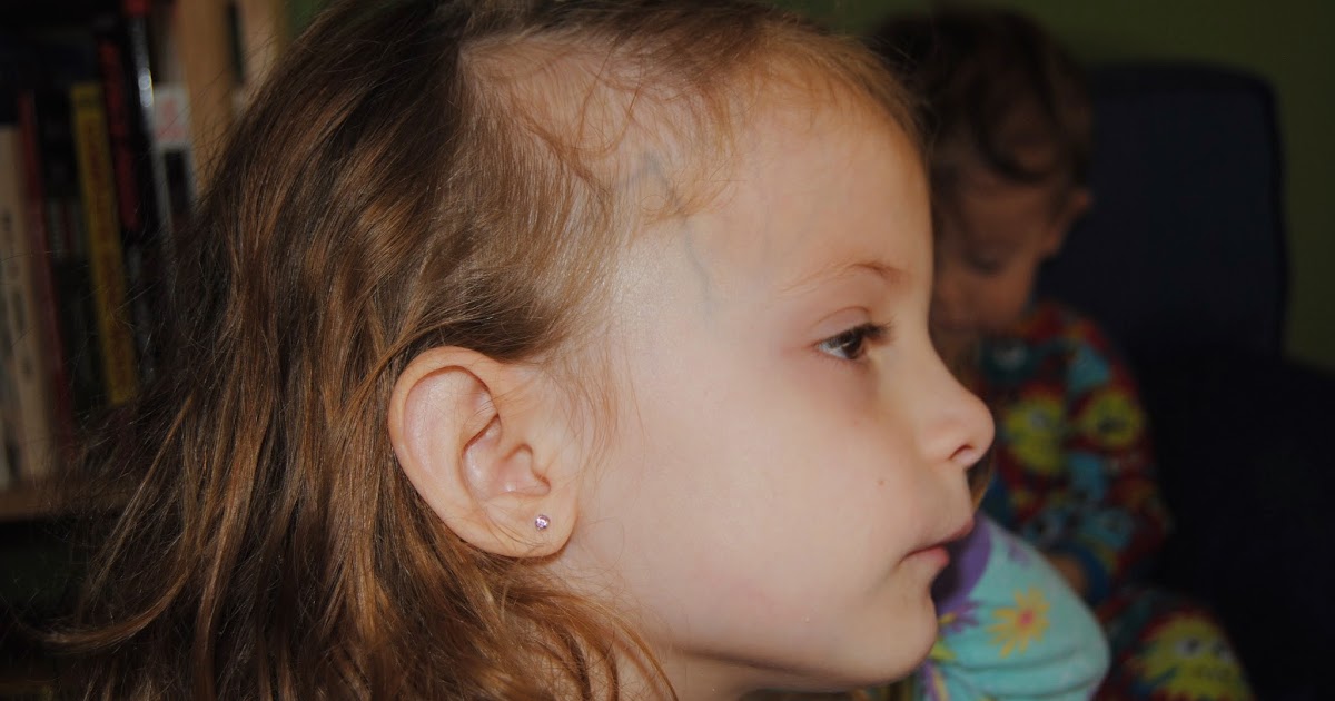Почему у ребенка неприятно пахнут волосы