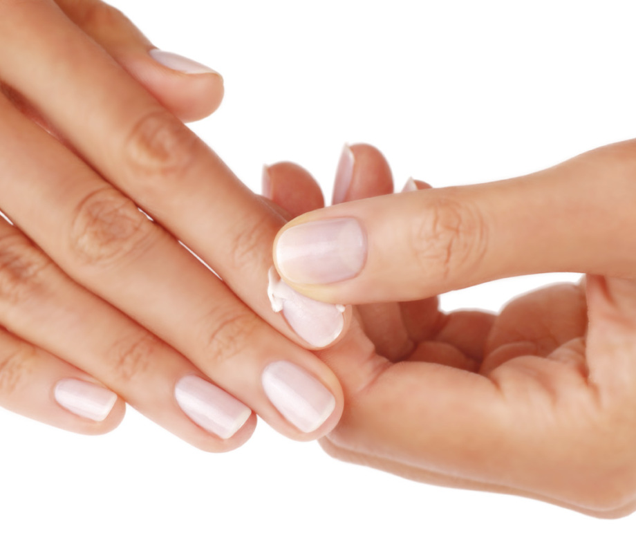 По какой причине ногти слоятся: способы лечения и простые профилактические меры
