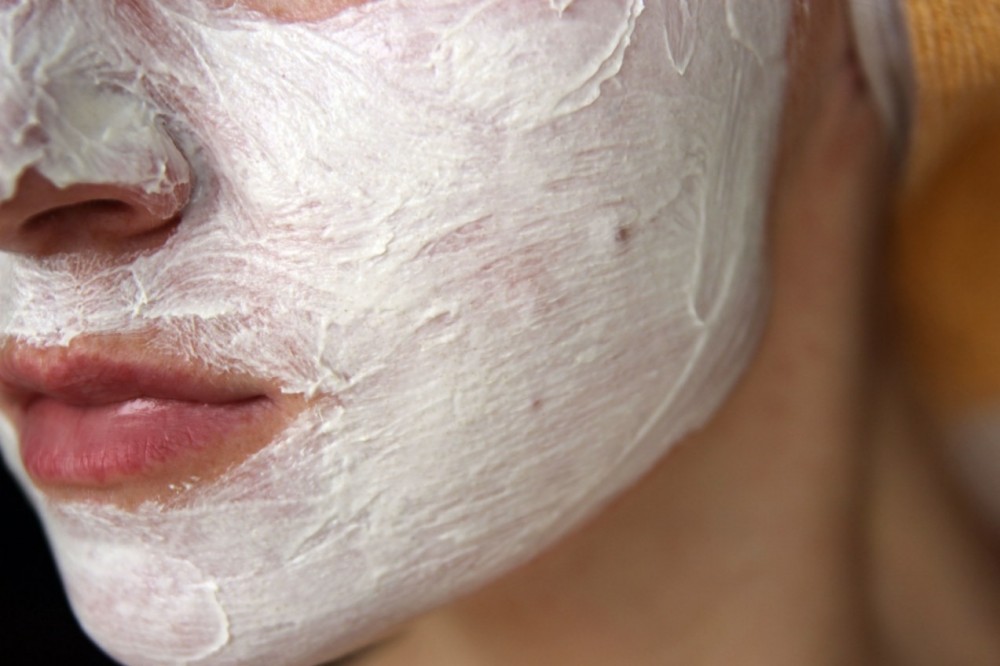 Почему шелушится кожа на лице [причины и что делать]: средства от шелушения cerave