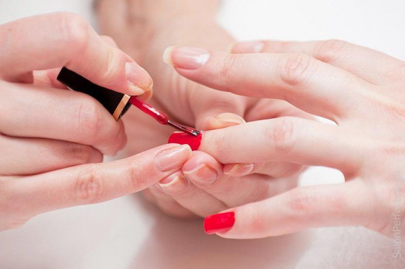 Как красиво накрасить ногти - советы от профессионалов