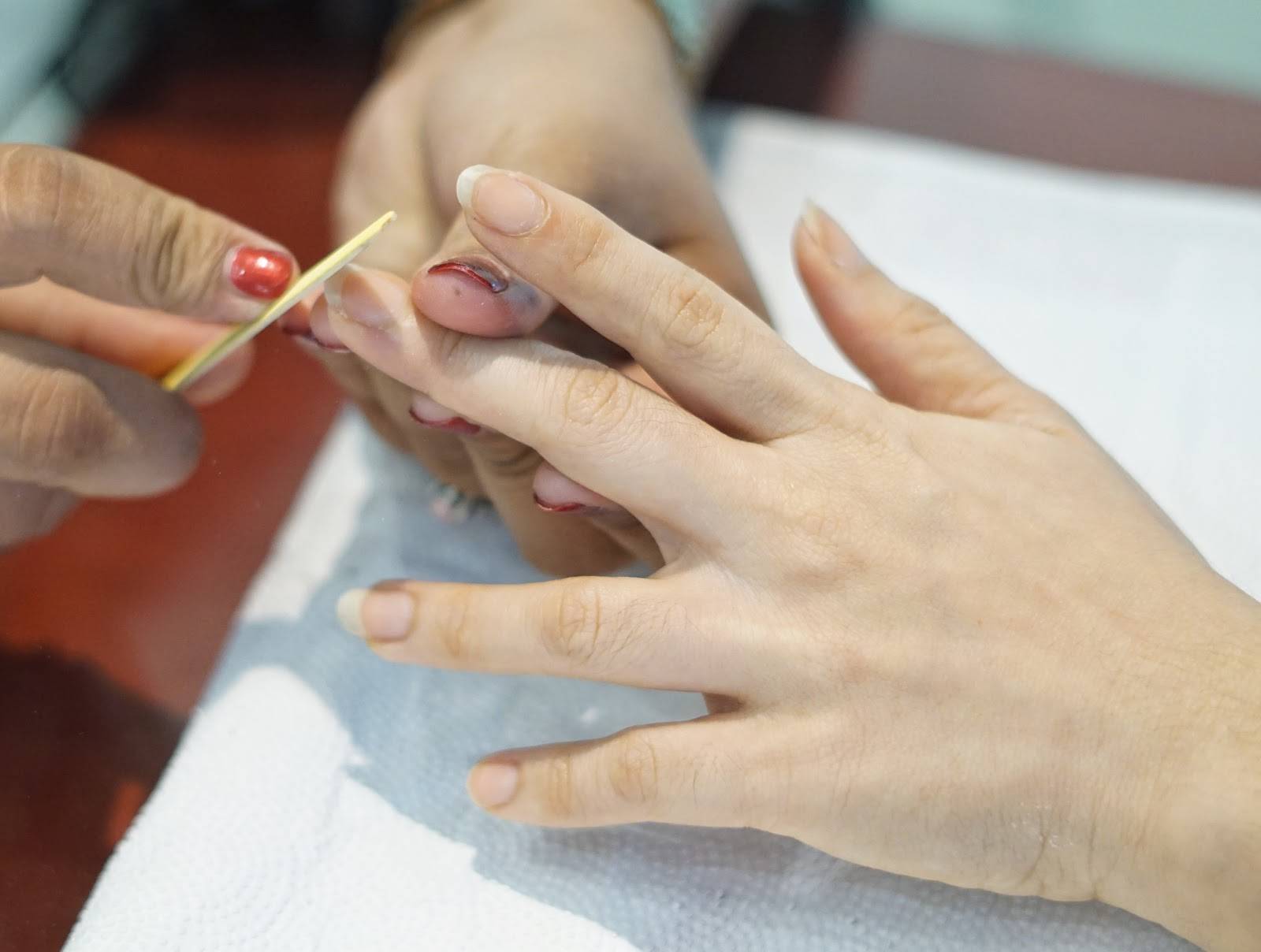 Классическое наращивание ногтей гелем. нижние формы