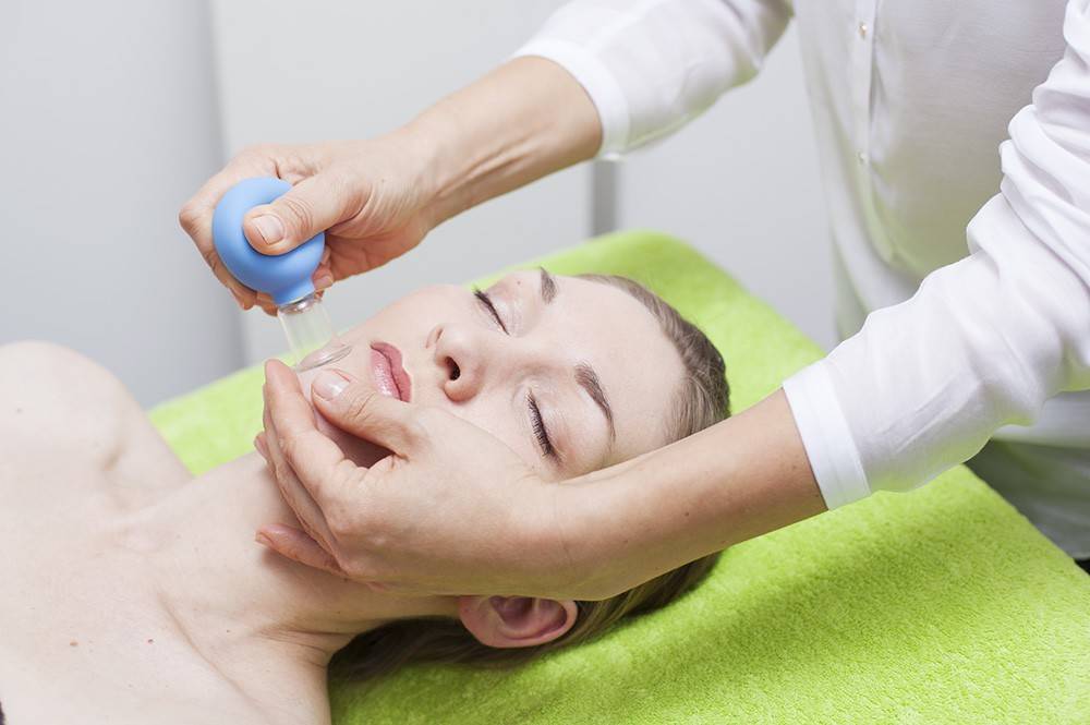 Лимфодренажный массаж: что это такое и для чего он проводится?