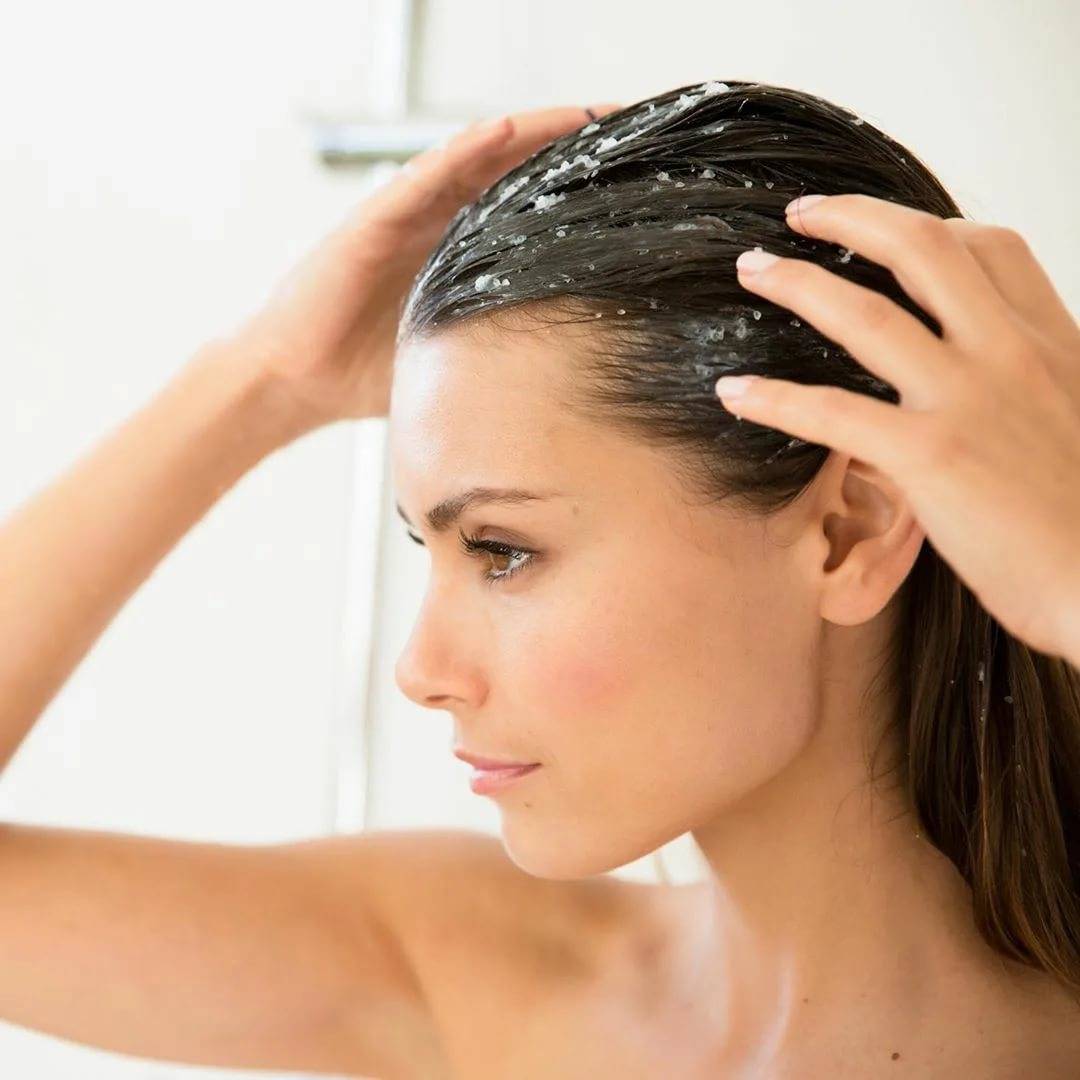 Скраб для кожи головы: что это и как им пользоваться в домашних условиях