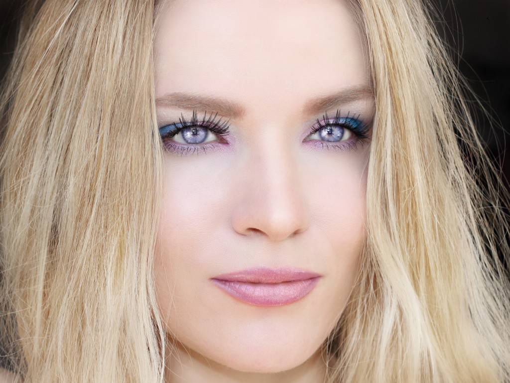 Легкий макияж для блондинок: как создать безупречный образ