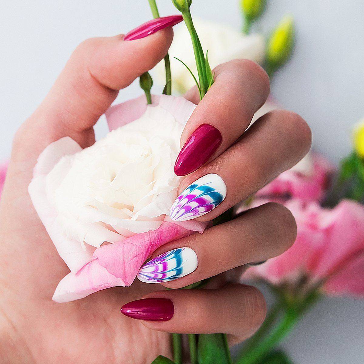 Ногти весенние нежные фото. Яркий маникюр. Ногти с цветочками. Красивые яркие ногти. Красивый яркий весенний маникюр.
