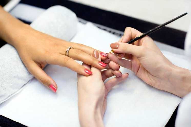 Свадебное наращивание ногтей: особенности, модные тенденции и тренды на 40 фото