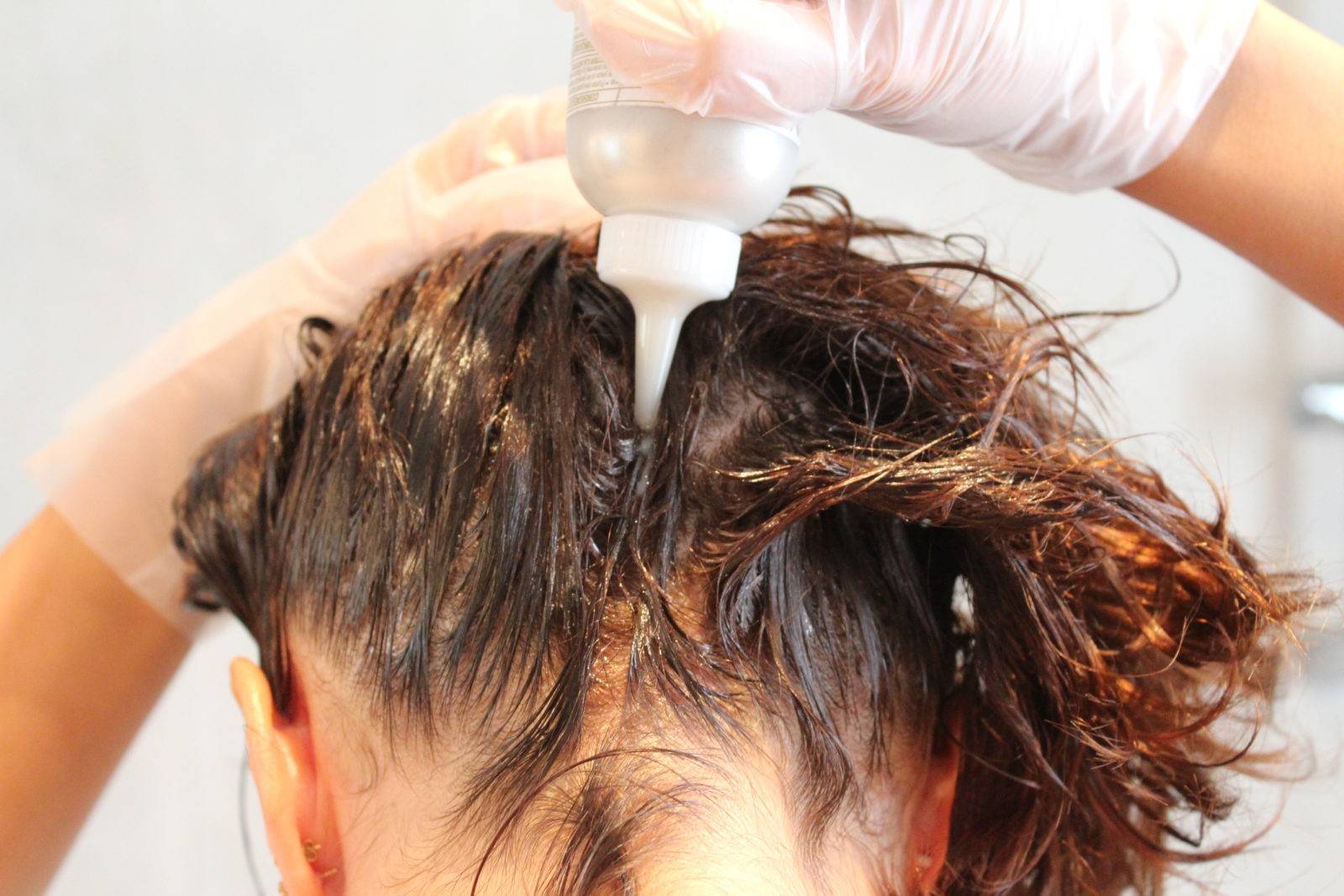 Как сохранить окрашенные волосы в домашних условиях
