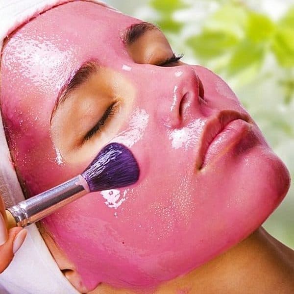 Маски с розовой глиной для кожи лица: рецепты приготовления и применения в домашних условиях