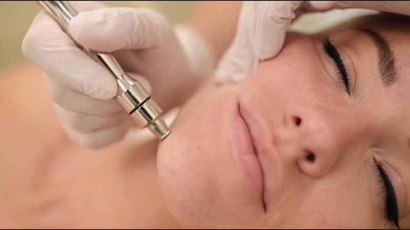 Новая процедура: алмазная шлифовка кожи лица и тела