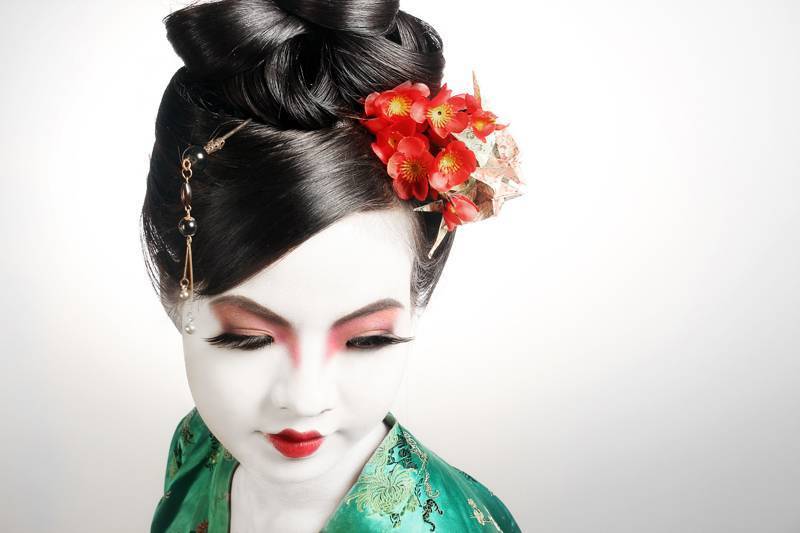 Макияж гейши, искусство японского соблазнения. особенности макияжа в стиле японской гейши
