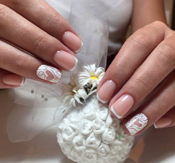 Маникюр свадебный на короткие ногти 2019: модные тенденции, фото идеи