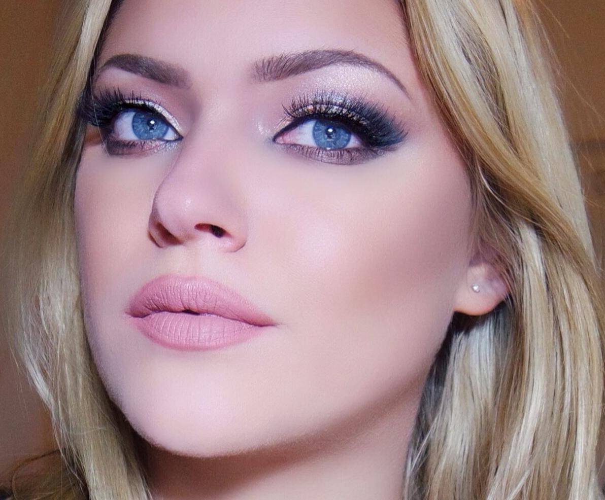 Макияж для блондинок с голубыми глазами: пошаговое фото красивого макияжа