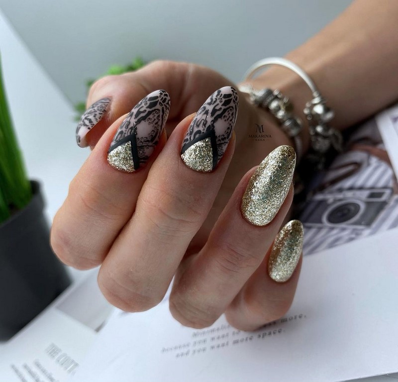 Маникюр осень 2021 - модные тенденции: фото, самый красивый дизайн ногтей