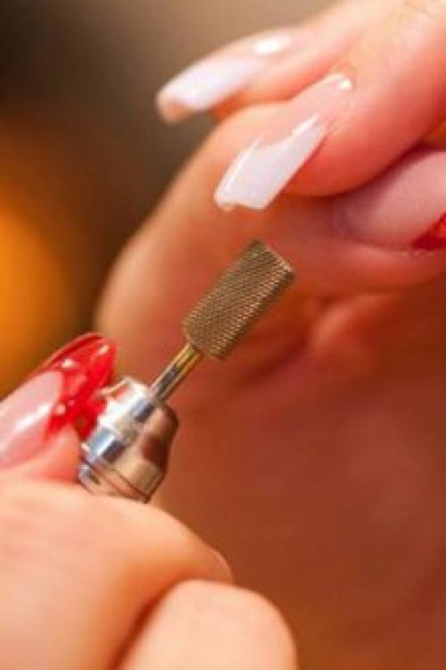 Как сделать коррекцию нарощенных ногтей гелем: видео
