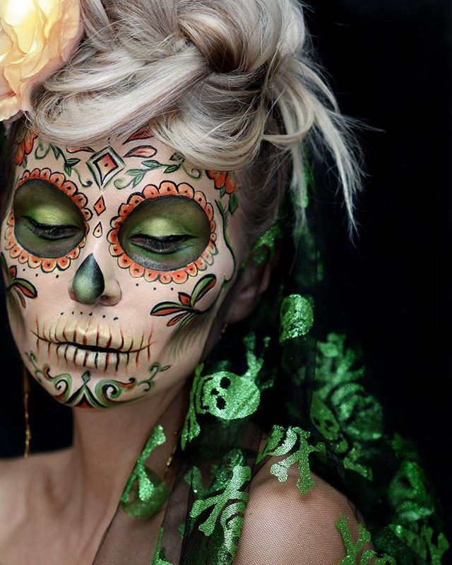 Череп нарисованный на лице – эффектный макияж скелета на хэллоуин: все этапы создания — артист-ойл