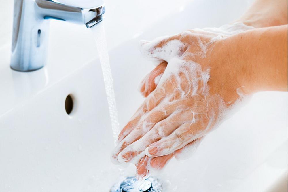 Как защитить руки, когда их приходится часто мыть?