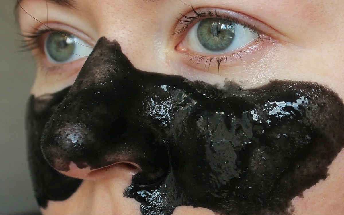 10 топ масок с активированным углем и желатином от черных точек (рецепты) на лице и носу