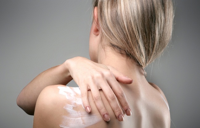 Как избавиться от шрамов после прыщей и сделать кожу ровной