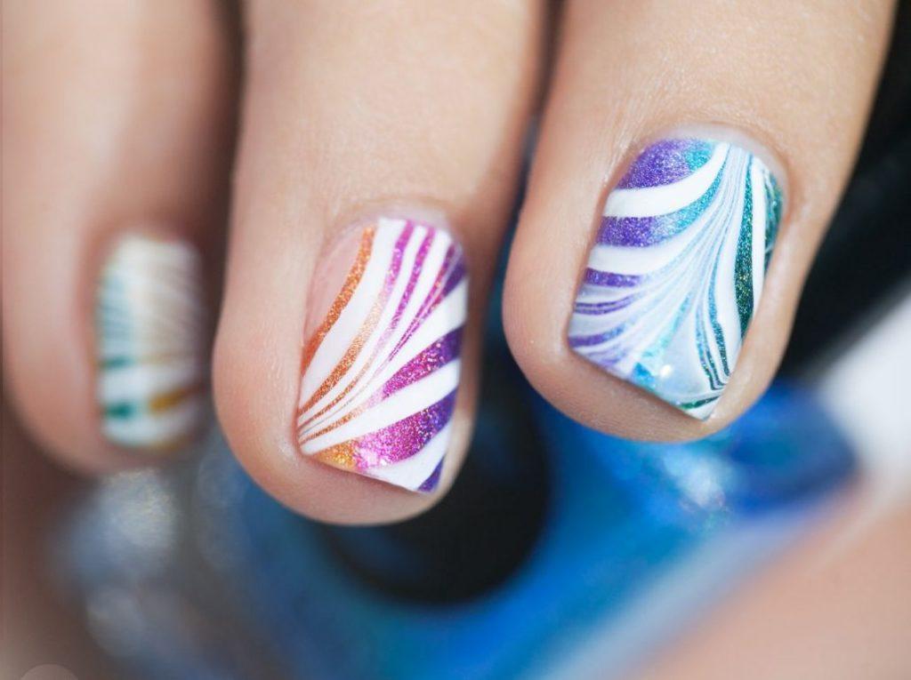Маникюр с разводами: 50 идей для вдохновения • журнал nails