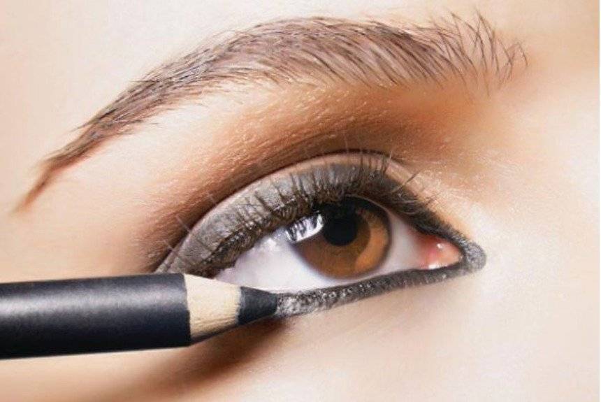 Как красить глаза карандашом: выбор цвета, техники нанесения
