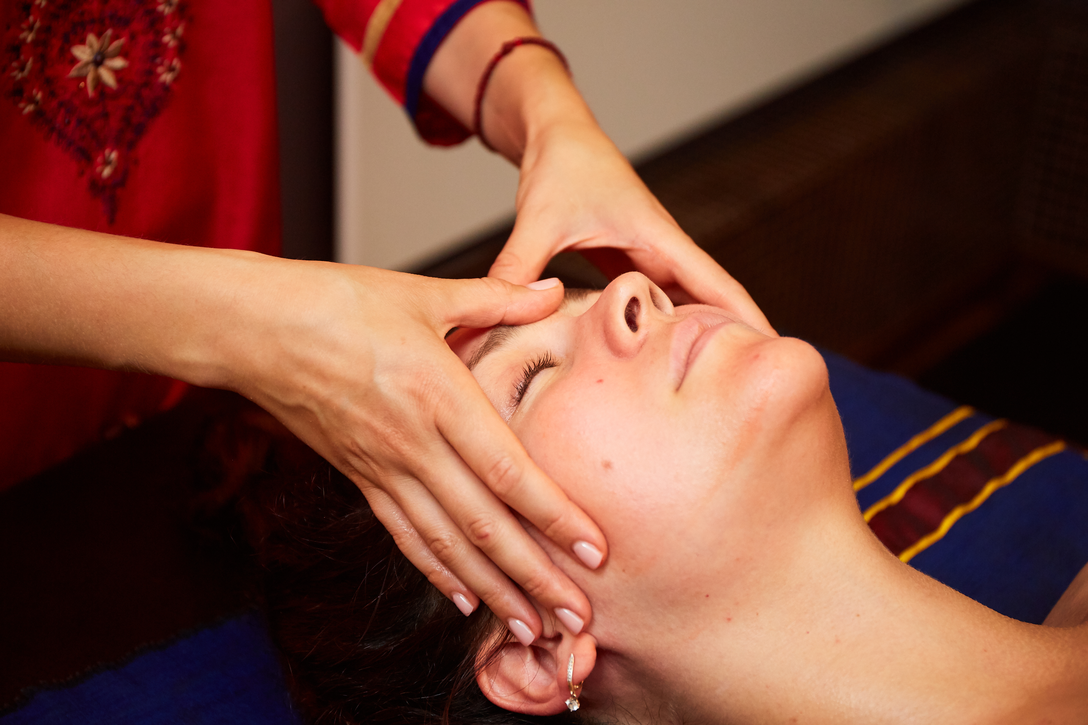 Миофасциальный массаж лица (подтяжка без уколов) - семейный медицинский центр "лейб медик"