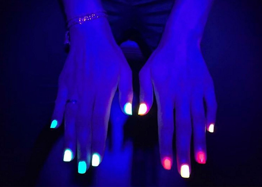 Светящийся лак для ногтей, какой выбрать: неоновый, люминесцентный и фосфорный