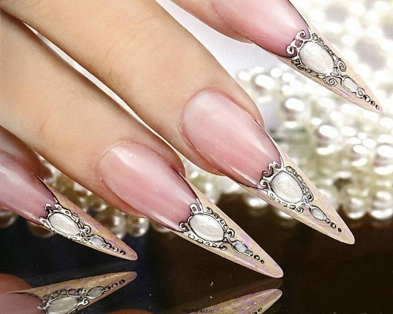 Дизайн жидкие камни на ногтях