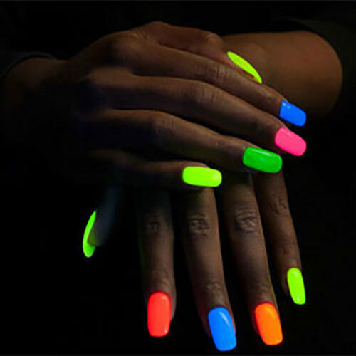 Светящийся лак для ногтей: пошаговое руководство по применению флуоресцентного лака