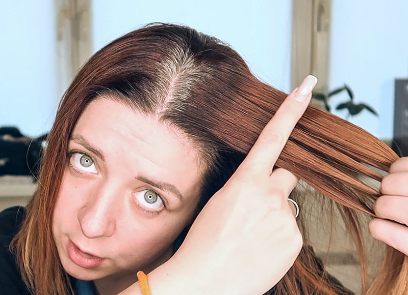 Как покрасить волосы: как правильно красить голову в домашних условиях, как окрашивать краской длинные корни самостоятельно дома